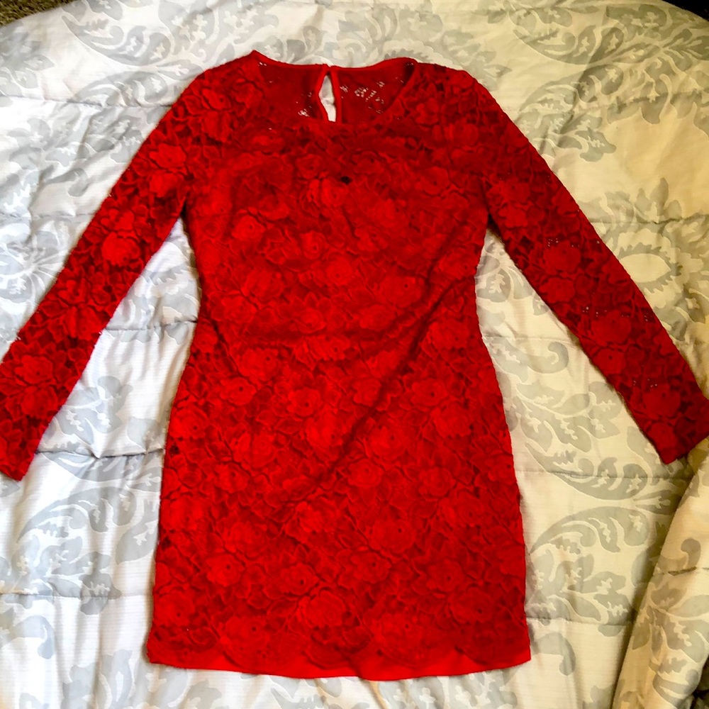 iZ Byers body contact dress